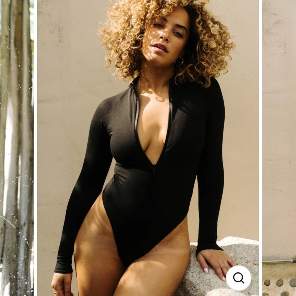 Londre The Bond Rashguard, black one piece zip up swimsuit